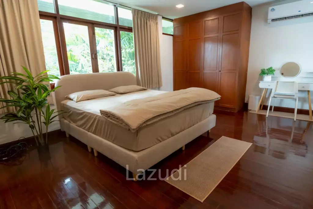 400 sqm Pool House 4 Bedroom in Ekkamai 12