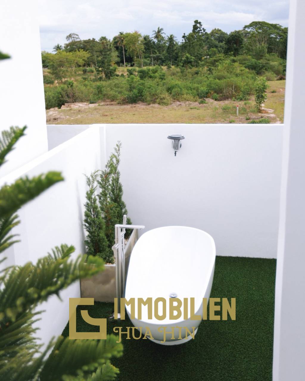 privater Pool / 150 qm Wohnfläche / voll möbliert