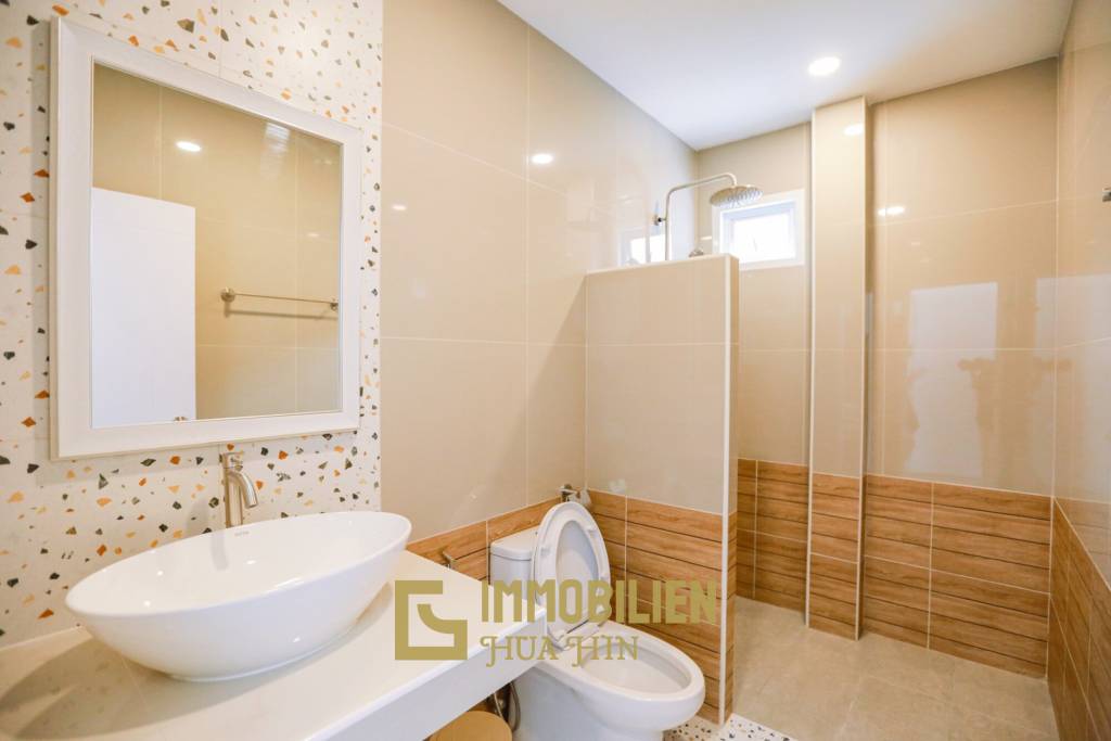 privater Pool / 150 qm Wohnfläche / voll möbliert