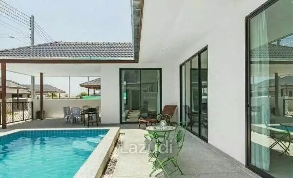 Pet-Friendly 3-Bedroom Pool Villa Mil Pool Villas Soi 102