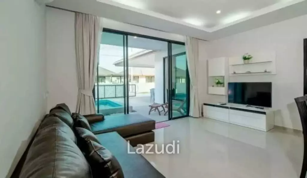 Pet-Friendly 3-Bedroom Pool Villa Mil Pool Villas Soi 102