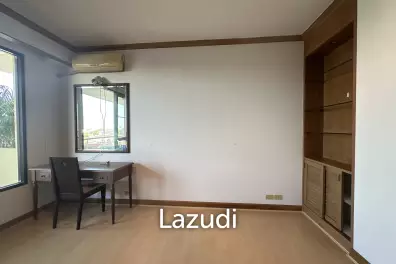 1 bed 1 bath condo 88 sqm. Baan Chao Praya for sale