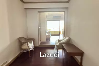 1 bed 1 bath condo 88 sqm. Baan Chao Praya for sale