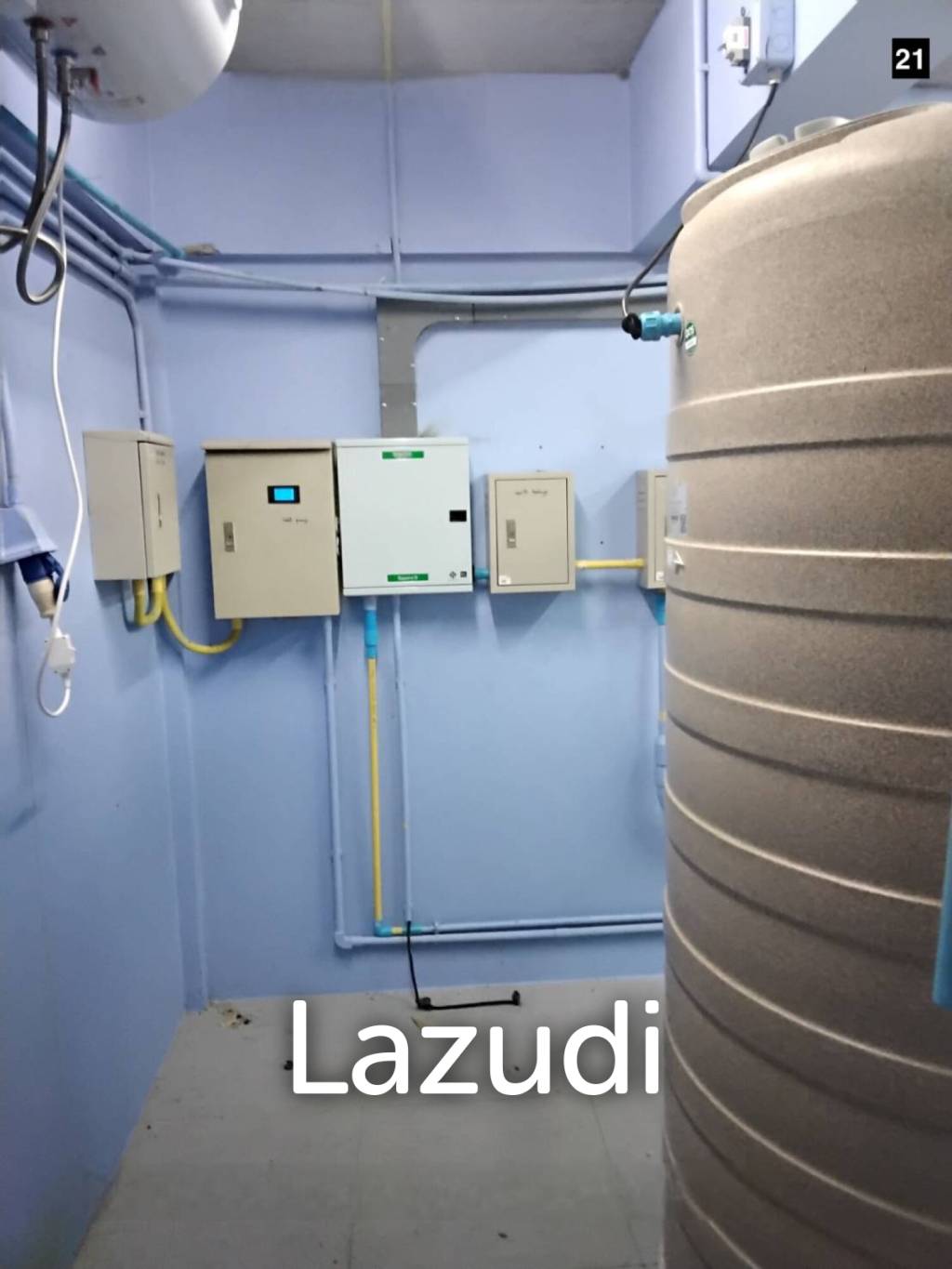 2 Storey house at Samroiyot with 2 Rai land