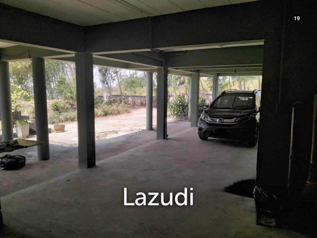 2 Storey house at Samroiyot with 2 Rai land