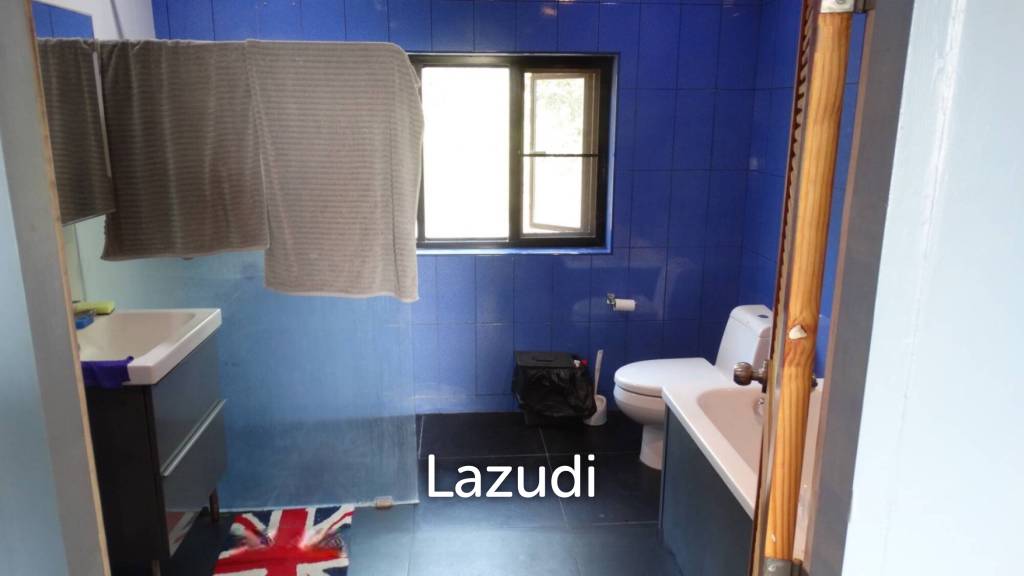 2 Storey house at Samroiyot with 2 Rai land