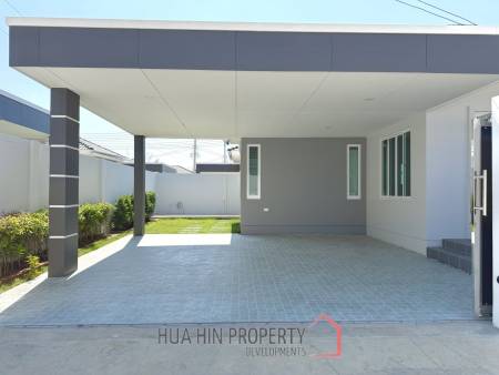 Elegant 1 Story house with private swimming pool in Hin Lek Fai