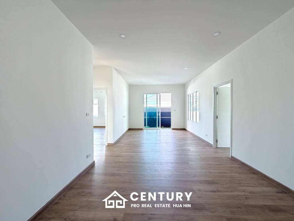 Elegant 1 Story house with private swimming pool in Hin Lek Fai