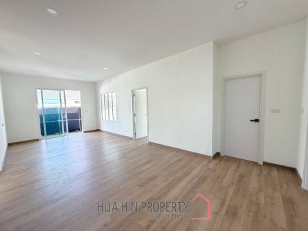 Elegant 1 Story house with private swimming pool in Hin Lek Fai