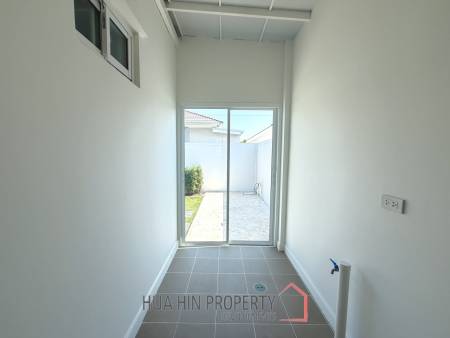 Elegant 1 Story house with private swimming pool in Hin Lek Fai