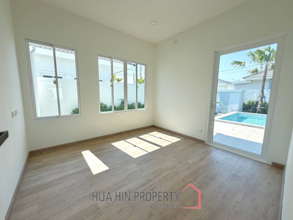 Elegant 1 Story house with private swimming pool in Hin Lek Fai