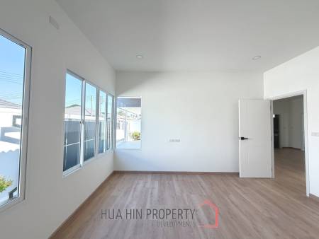 Elegant 1 Story house with private swimming pool in Hin Lek Fai