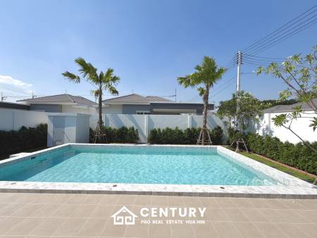 Elegant 1 Story house with private swimming pool in Hin Lek Fai