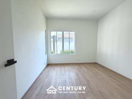 Elegant 1 Story house with private swimming pool in Hin Lek Fai