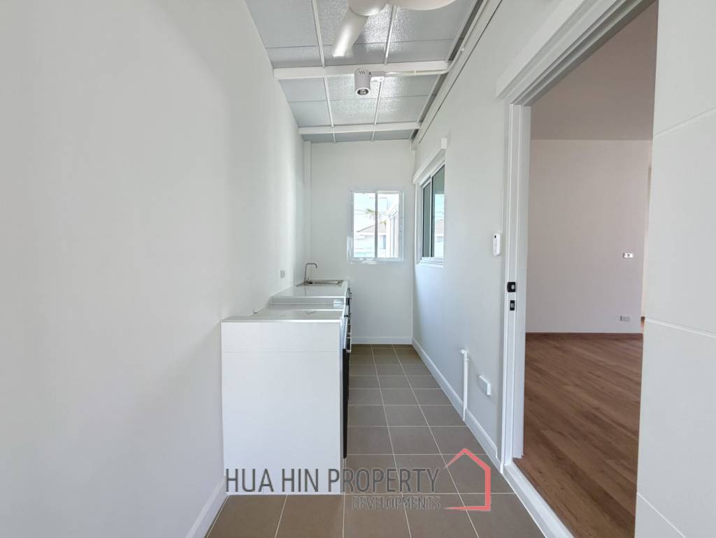 Elegant 1 Story house with private swimming pool in Hin Lek Fai