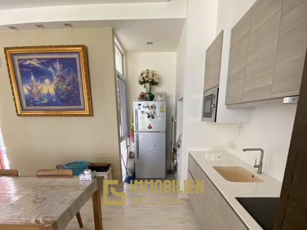 Жилая площадь 110 кв.м / полностью меблировано / балкон