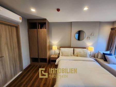 Stilvoll / voll möbliert / Balkon