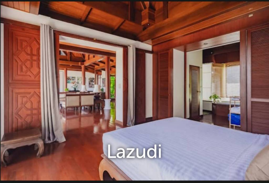 3-Bedroom Hillside Pool Villa within Walking Distance to Surin Beach