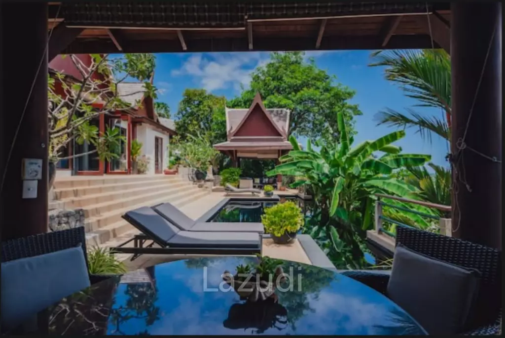 3-Bedroom Hillside Pool Villa within Walking Distance to Surin Beach