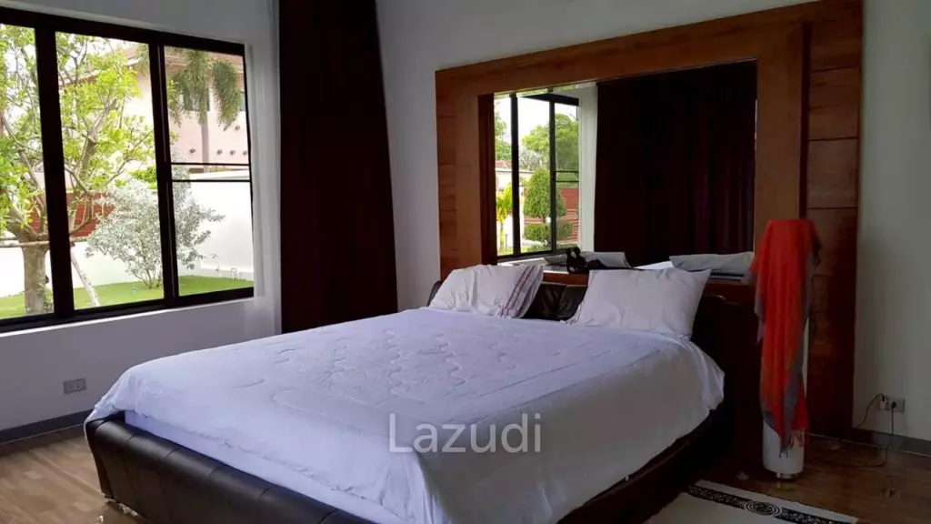 4 Bedroom 5 Bathroom 600 SQ.M. EI Grande