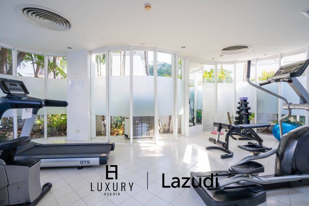 53 sqm 1 Bedroom Sea View Condo on 8th floor at Mykonos Hua Hin City