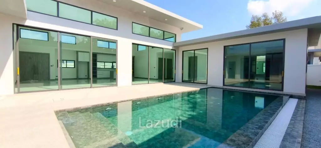 Grand Family Villa Luxury 5-Bedroom Oasis In Chaiyapruek
