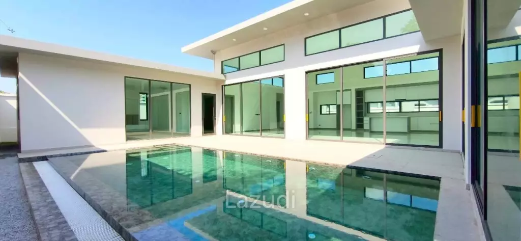 Grand Family Villa Luxury 5-Bedroom Oasis In Chaiyapruek