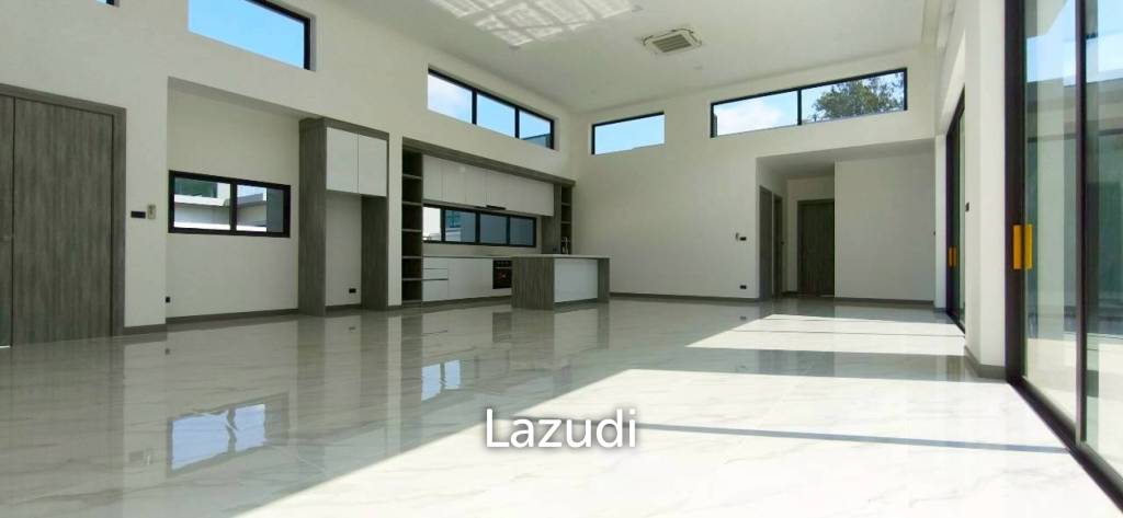 Grand Family Villa Luxury 5-Bedroom Oasis In Chaiyapruek