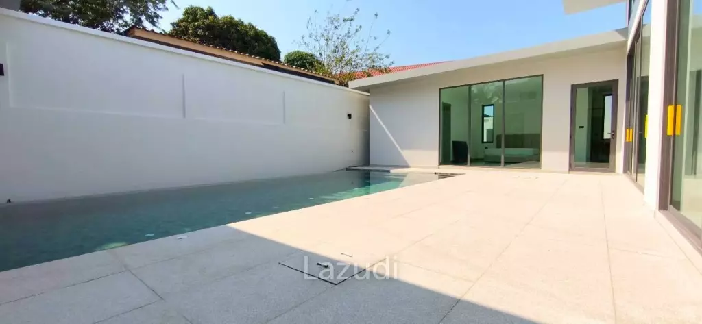 Grand Family Villa Luxury 5-Bedroom Oasis In Chaiyapruek
