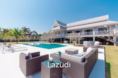 IMPRESSIVE DETACHED 2 STOREY 4 BED POOL VILLA