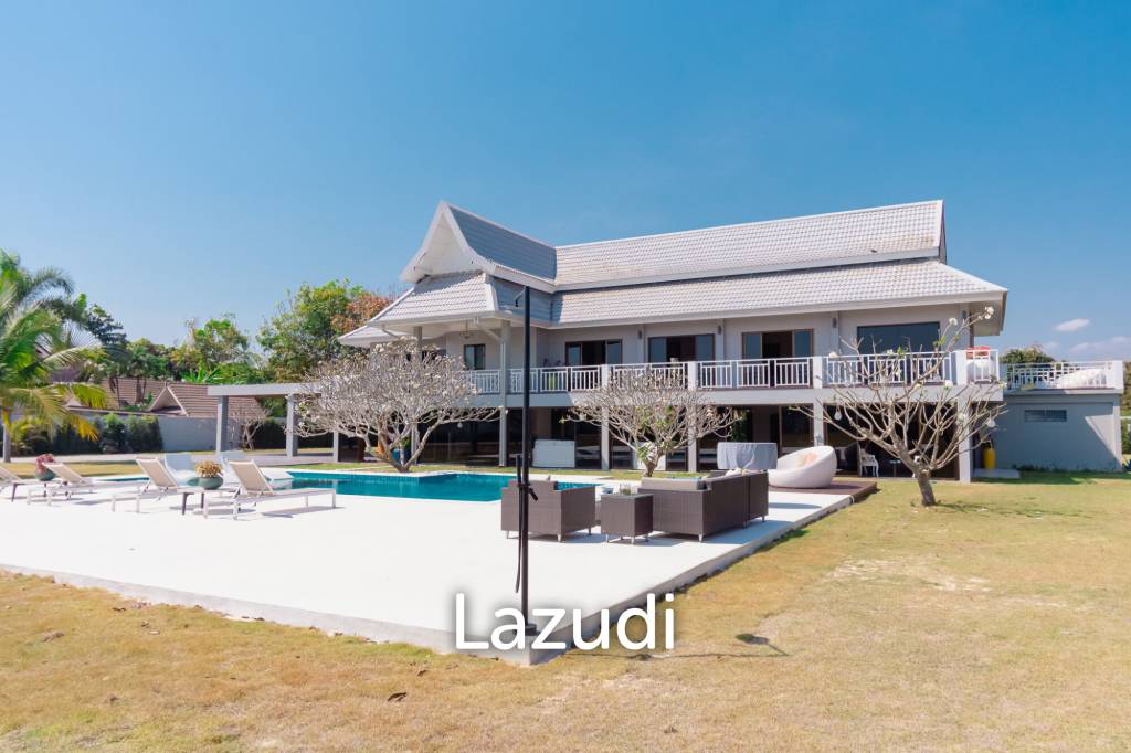 IMPRESSIVE DETACHED 2 STOREY 4 BED POOL VILLA