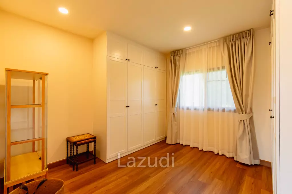 IMPRESSIVE DETACHED 2 STOREY 4 BED POOL VILLA