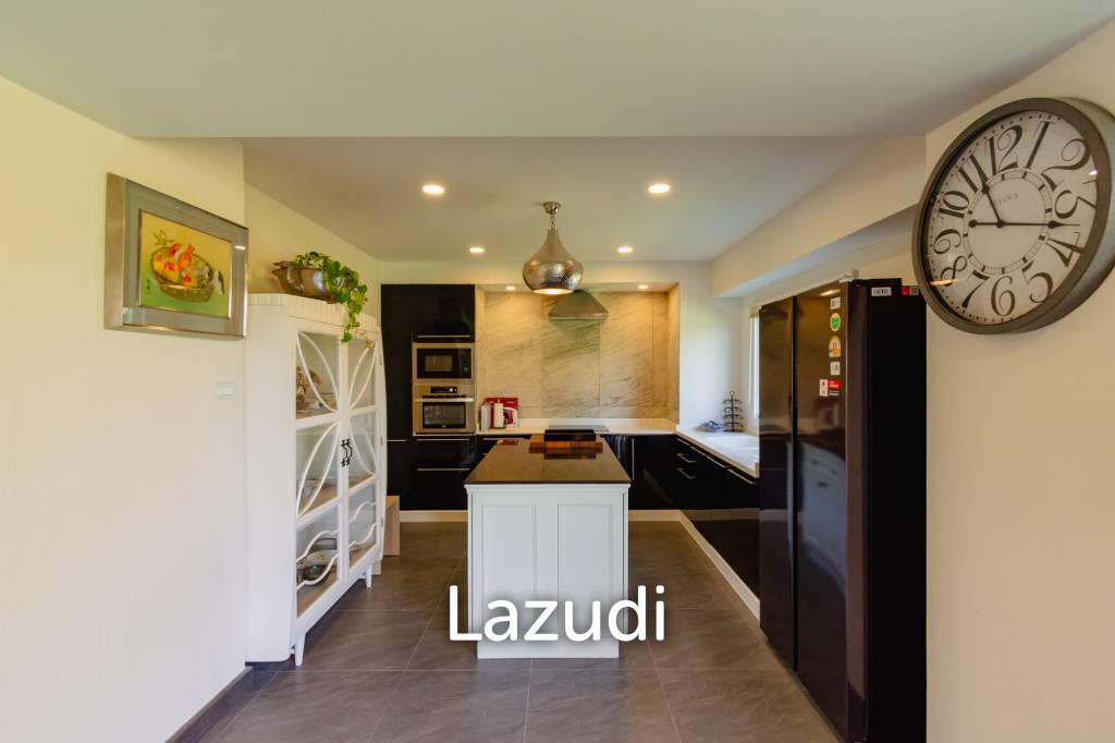 IMPRESSIVE DETACHED 2 STOREY 4 BED POOL VILLA