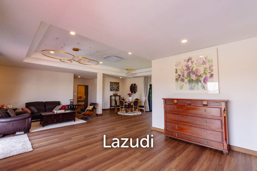 IMPRESSIVE DETACHED 2 STOREY 4 BED POOL VILLA