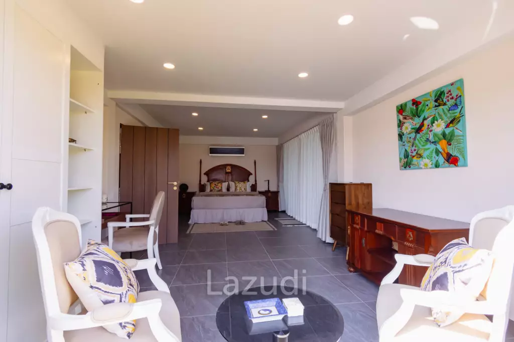 IMPRESSIVE DETACHED 2 STOREY 4 BED POOL VILLA