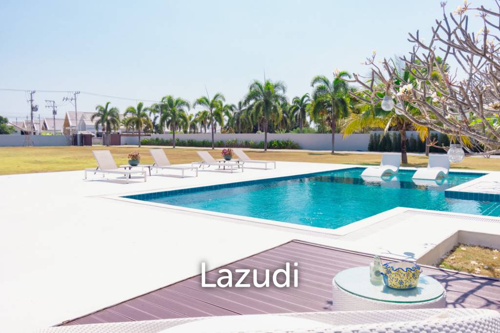 IMPRESSIVE DETACHED 2 STOREY 4 BED POOL VILLA