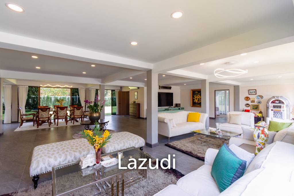 IMPRESSIVE DETACHED 2 STOREY 4 BED POOL VILLA