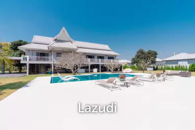 IMPRESSIVE DETACHED 2 STOREY 4 BED POOL VILLA