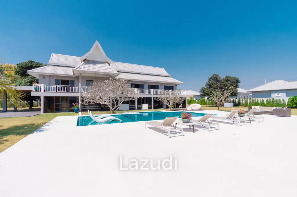 IMPRESSIVE DETACHED 2 STOREY 4 BED POOL VILLA