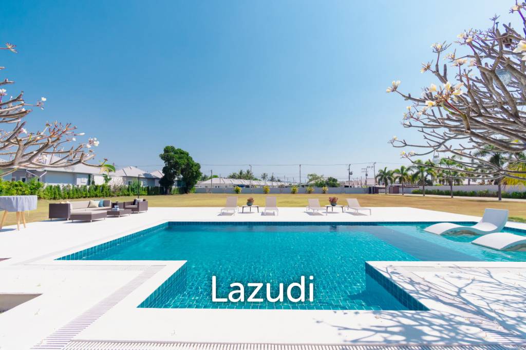 IMPRESSIVE DETACHED 2 STOREY 4 BED POOL VILLA