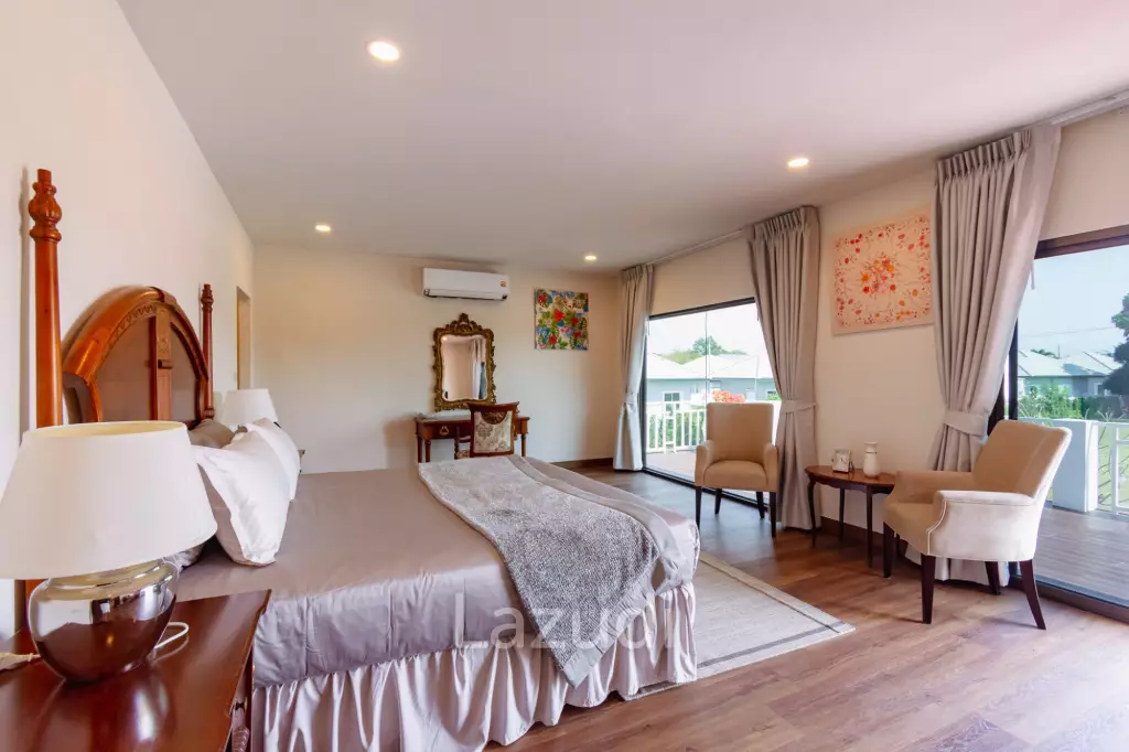 IMPRESSIVE DETACHED 2 STOREY 4 BED POOL VILLA