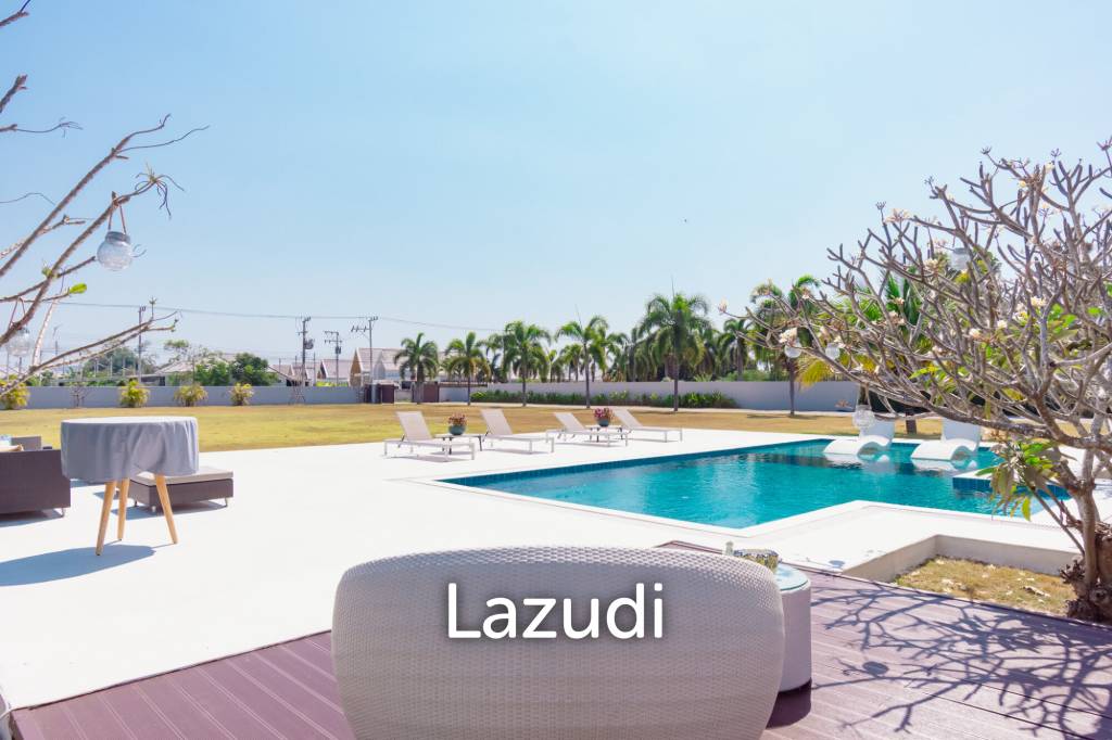 IMPRESSIVE DETACHED 2 STOREY 4 BED POOL VILLA