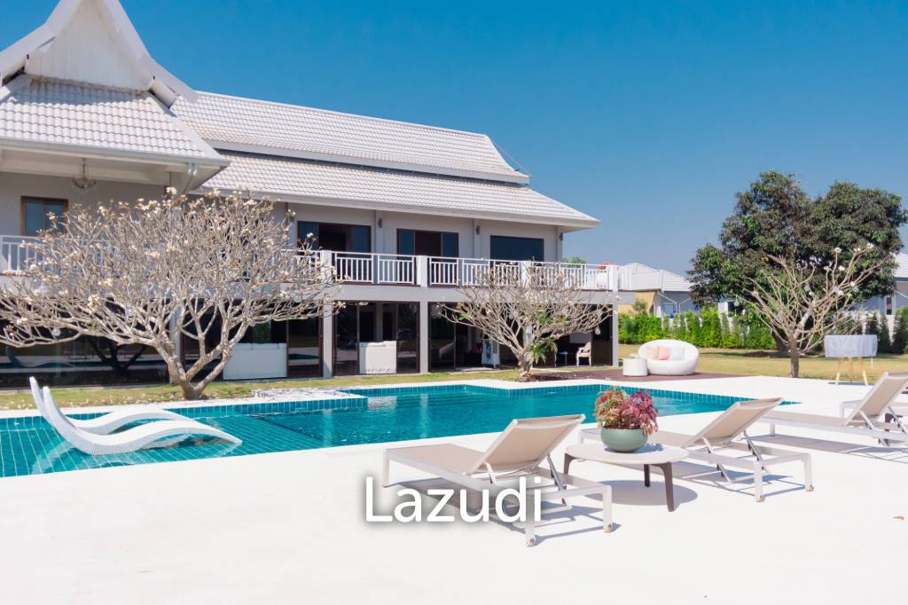 IMPRESSIVE DETACHED 2 STOREY 4 BED POOL VILLA