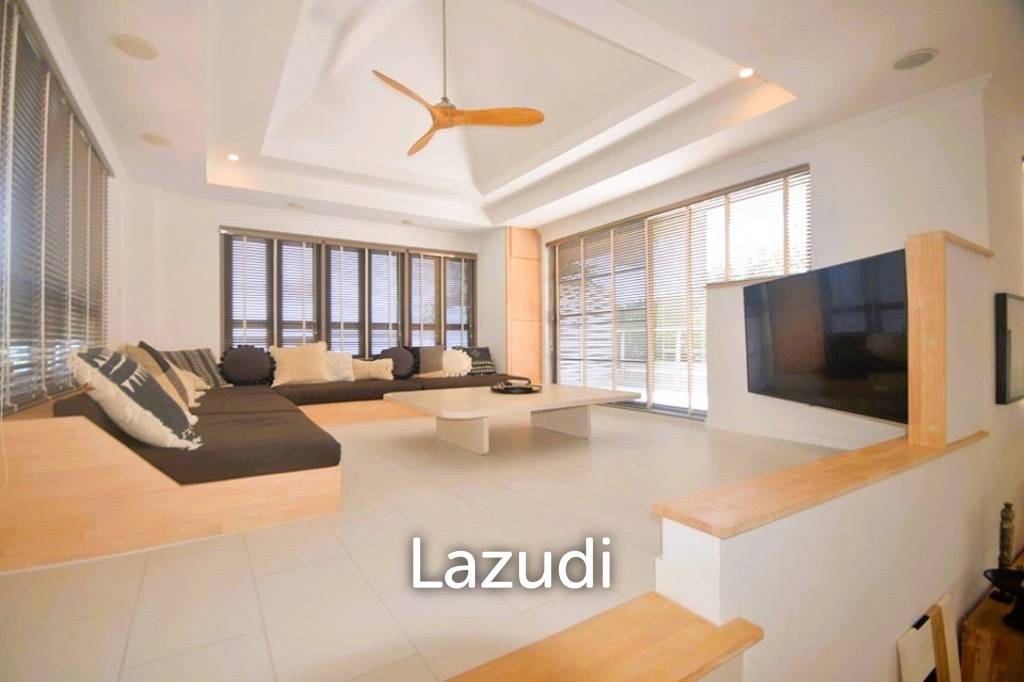 Spacious 5-Bed Sea View Villa in Plai Laem