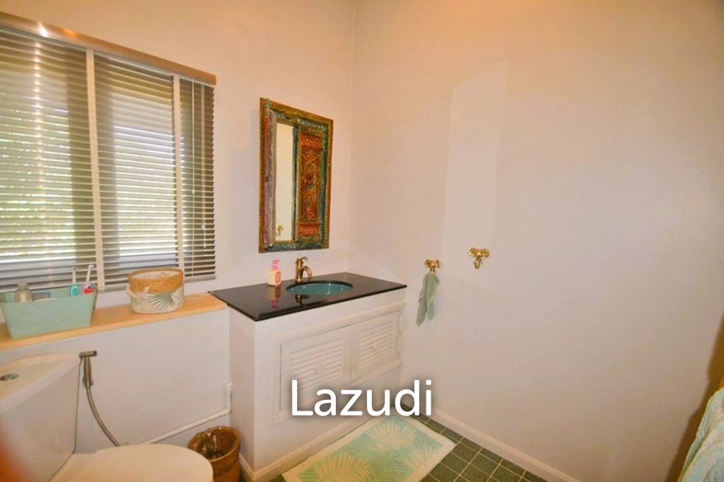 Spacious 5-Bed Sea View Villa in Plai Laem