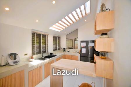 Spacious 5-Bed Sea View Villa in Plai Laem