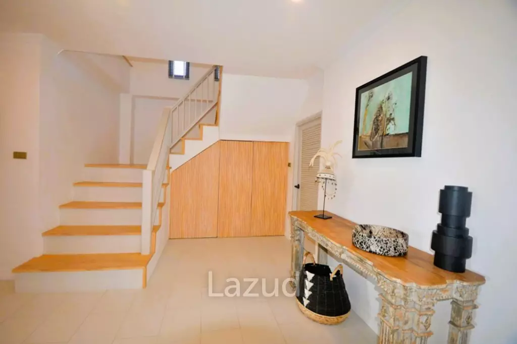 Spacious 5-Bed Sea View Villa in Plai Laem