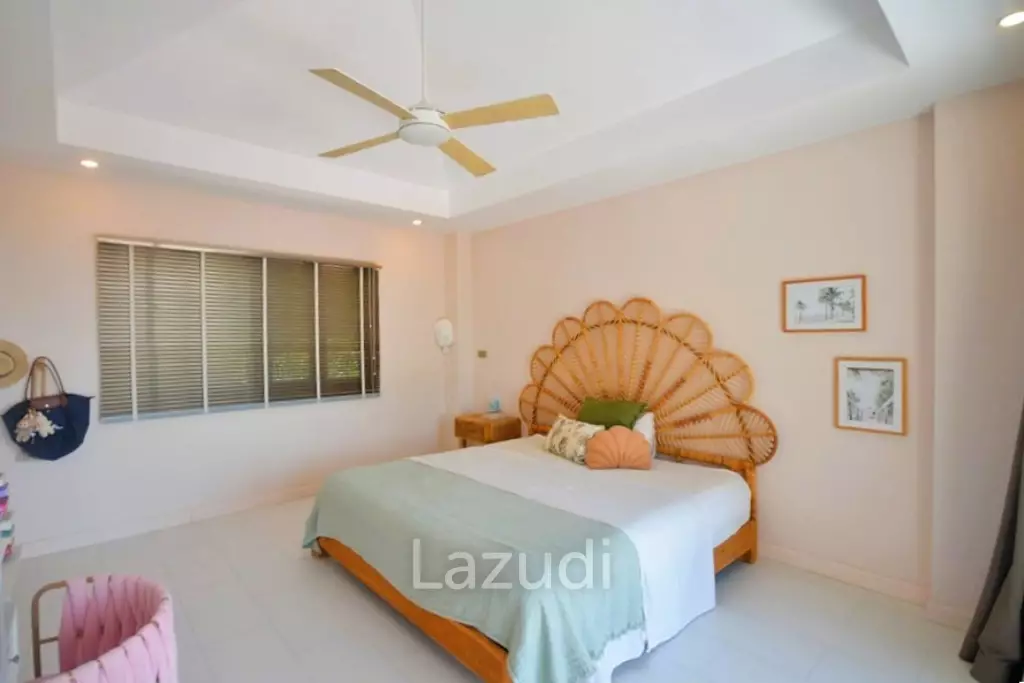 Spacious 5-Bed Sea View Villa in Plai Laem