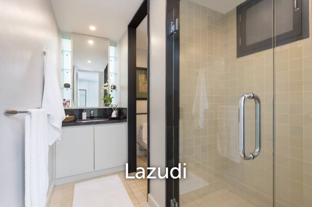 Luxury 5-Bedroom Pool Villa with Stunning Panoramic Views over Surin Beach