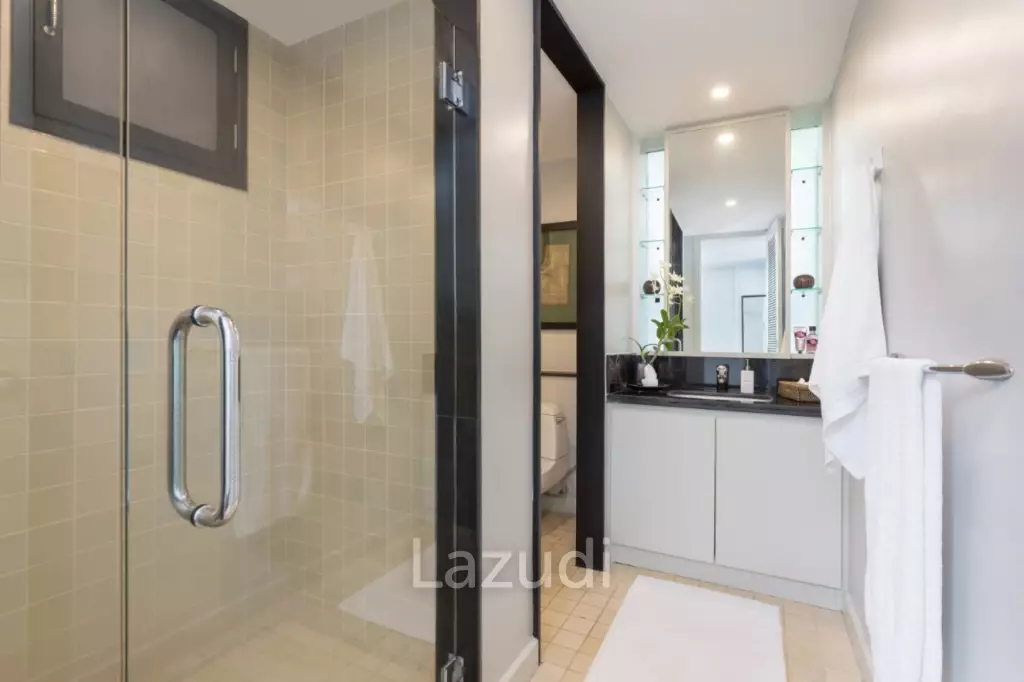 Luxury 5-Bedroom Pool Villa with Stunning Panoramic Views over Surin Beach